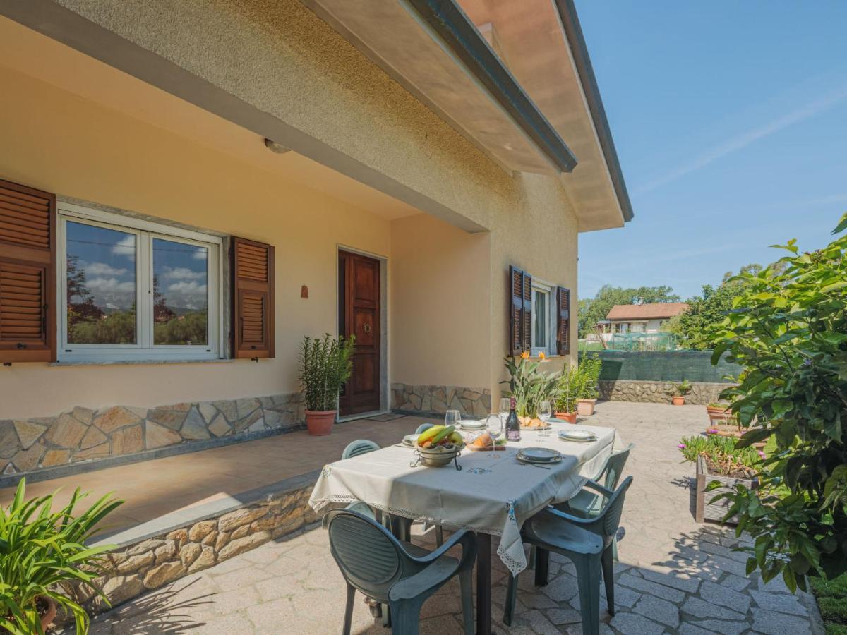 Apartment Emiliano By Interhome Marina di Massa Eksteriør billede
